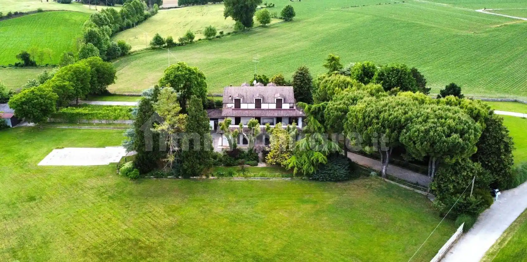 Villa in vendita a Desenzano del Garda