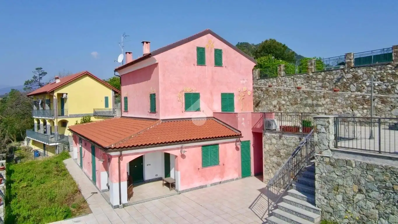 Appartamento in vendita a Vezzi Portio