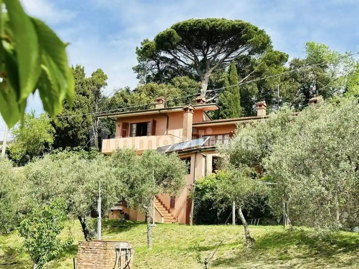 Villa in vendita a Fosdinovo