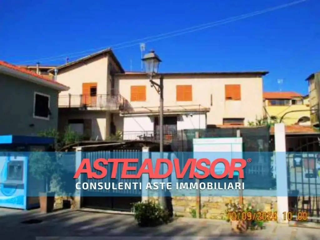 Casa indipendente in asta a Pompeiana