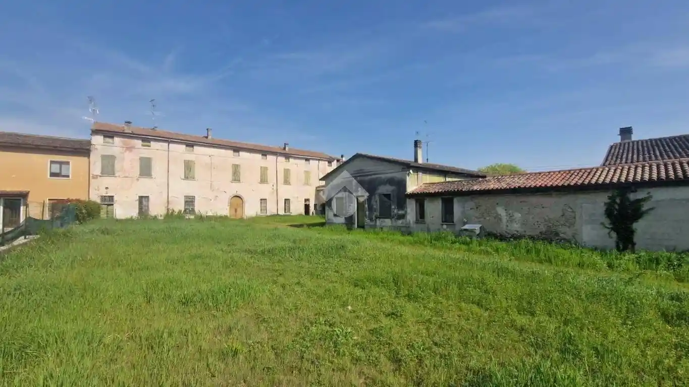 Rustico, da ristrutturare, 620 m², Medole - foto 4