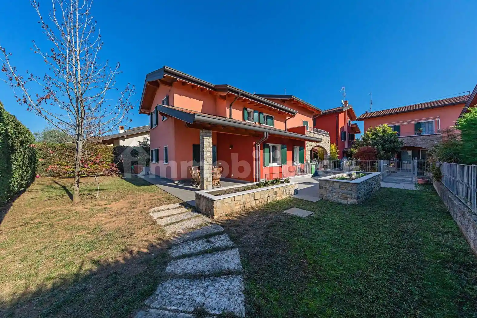 Villa in vendita a Valeggio sul Mincio