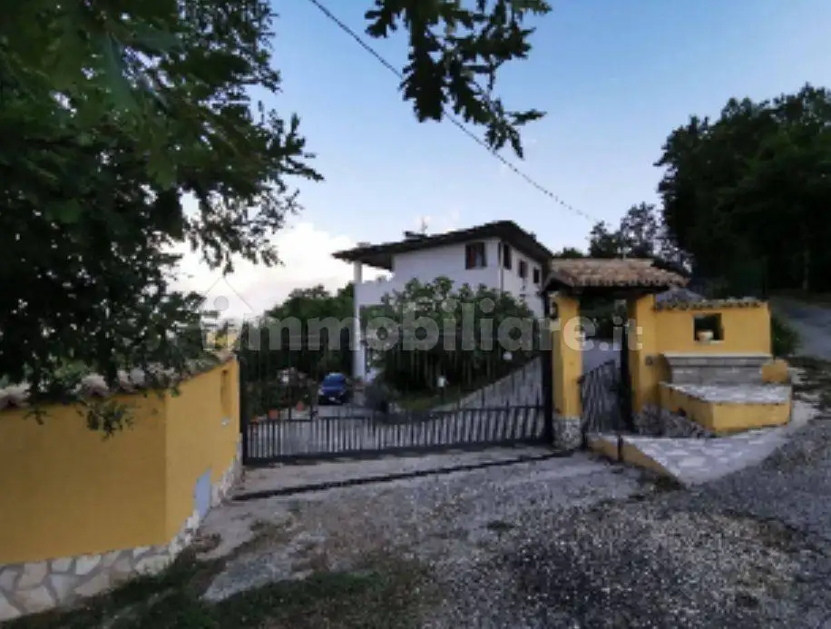 Villa unifamiliare via delle Selvi, Canterano