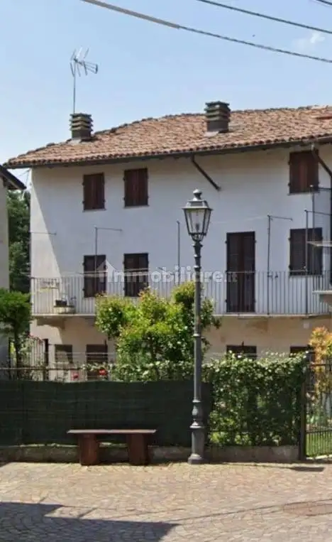 Casa indipendente in vendita a Montemagno
