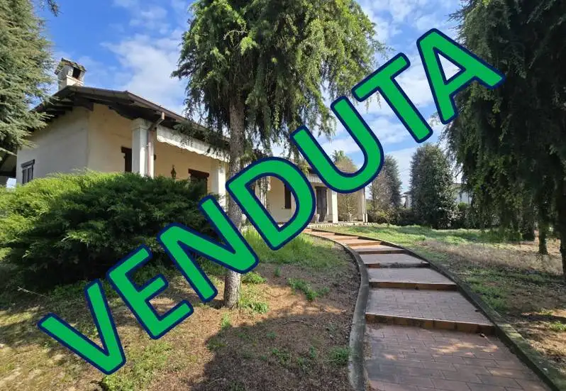 Villa in vendita a Grumello Cremonese ed Uniti