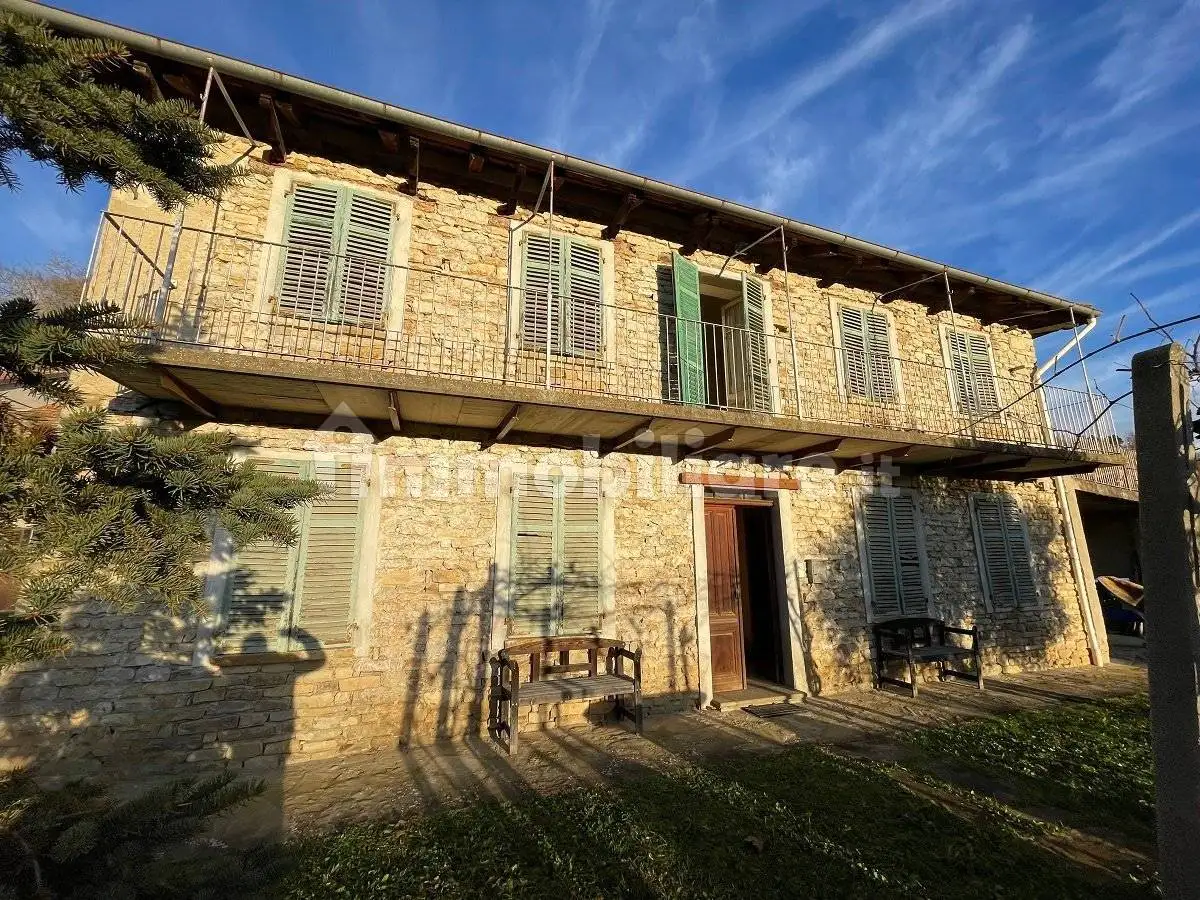 Rustico - Casale in vendita a Rocchetta Belbo