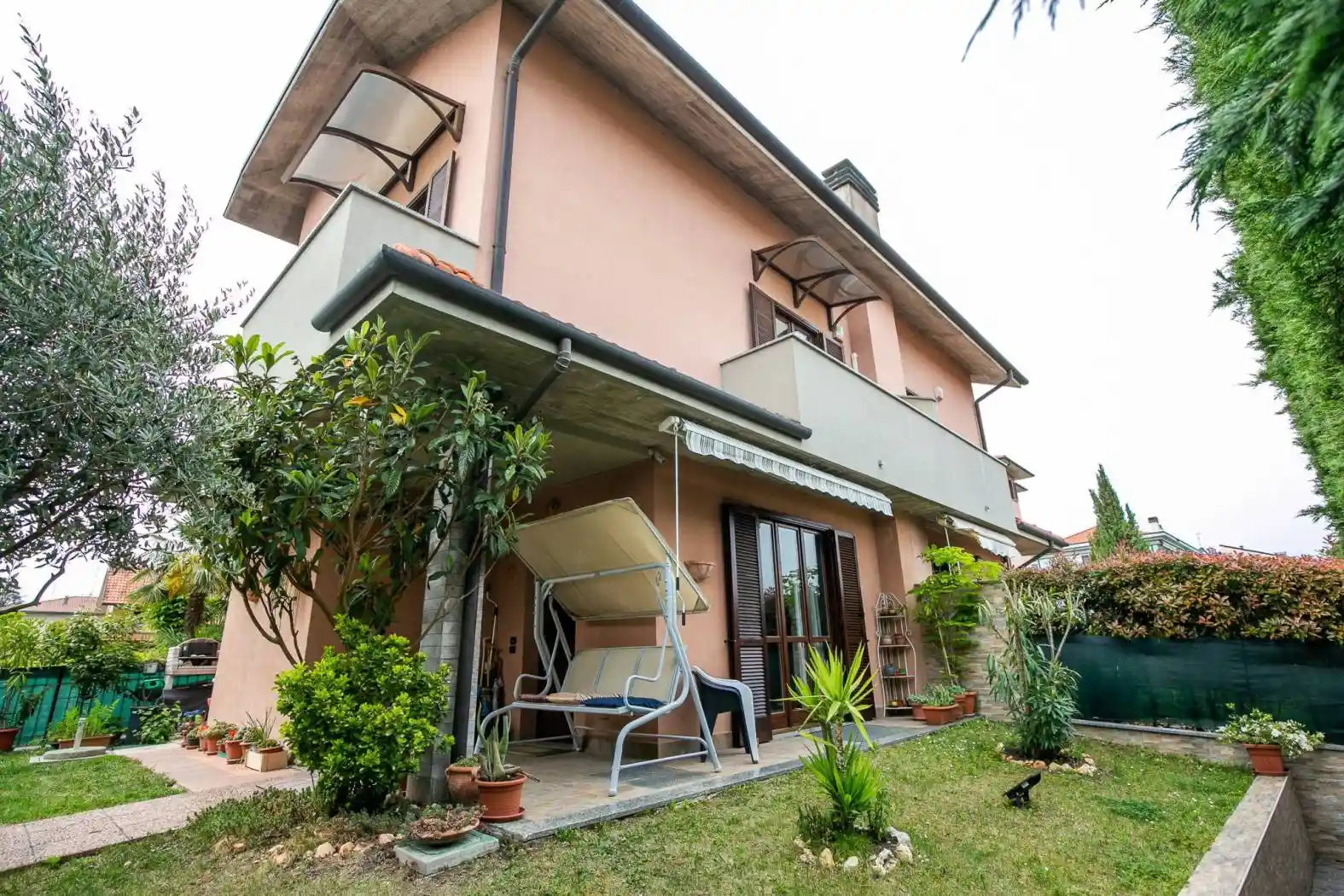 Villa in vendita a Solaro
