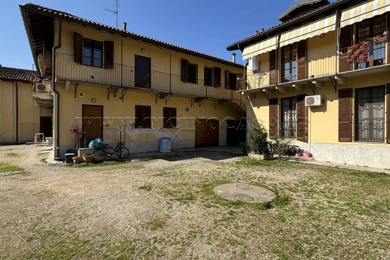 Appartamento in vendita a Robecco sul Naviglio