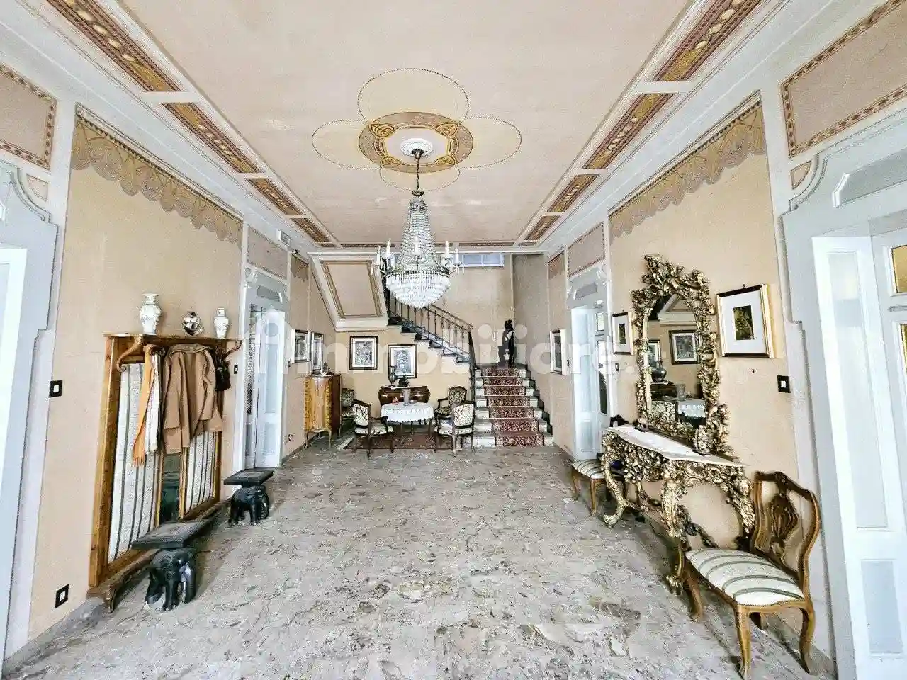 Palazzo - Edificio - foto 2