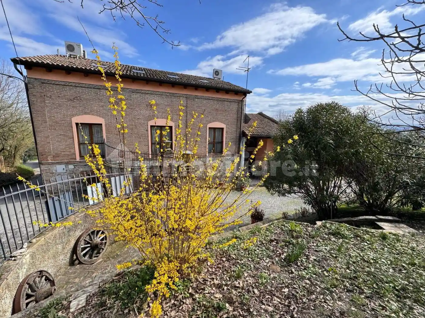 Rustico - Casale in vendita a Langhirano