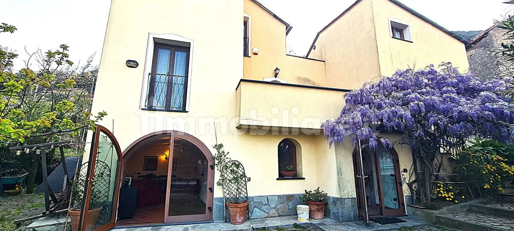 Villa in vendita a Vezzi Portio