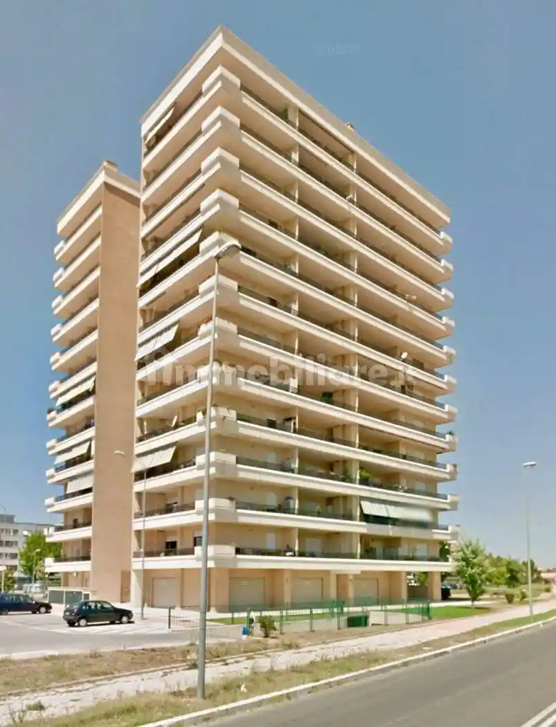 Trilocale via Londra 41, Inghilterra - Zona 167, Aprilia - foto 2