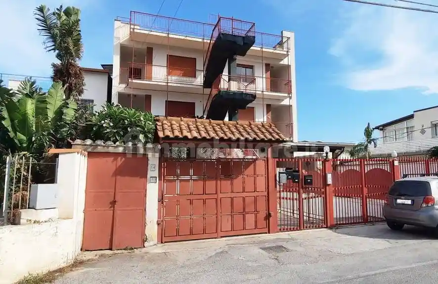 Appartamento in vendita a Palermo