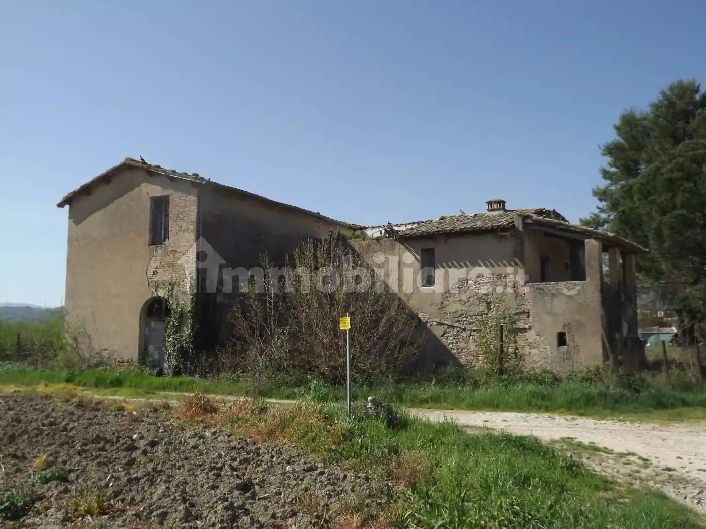 Rustico - Casale in vendita a Bevagna