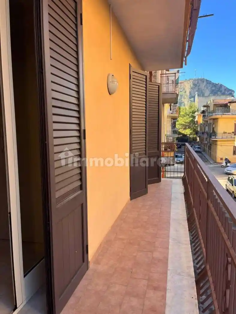 Palazzo - Edificio in vendita a Bagheria