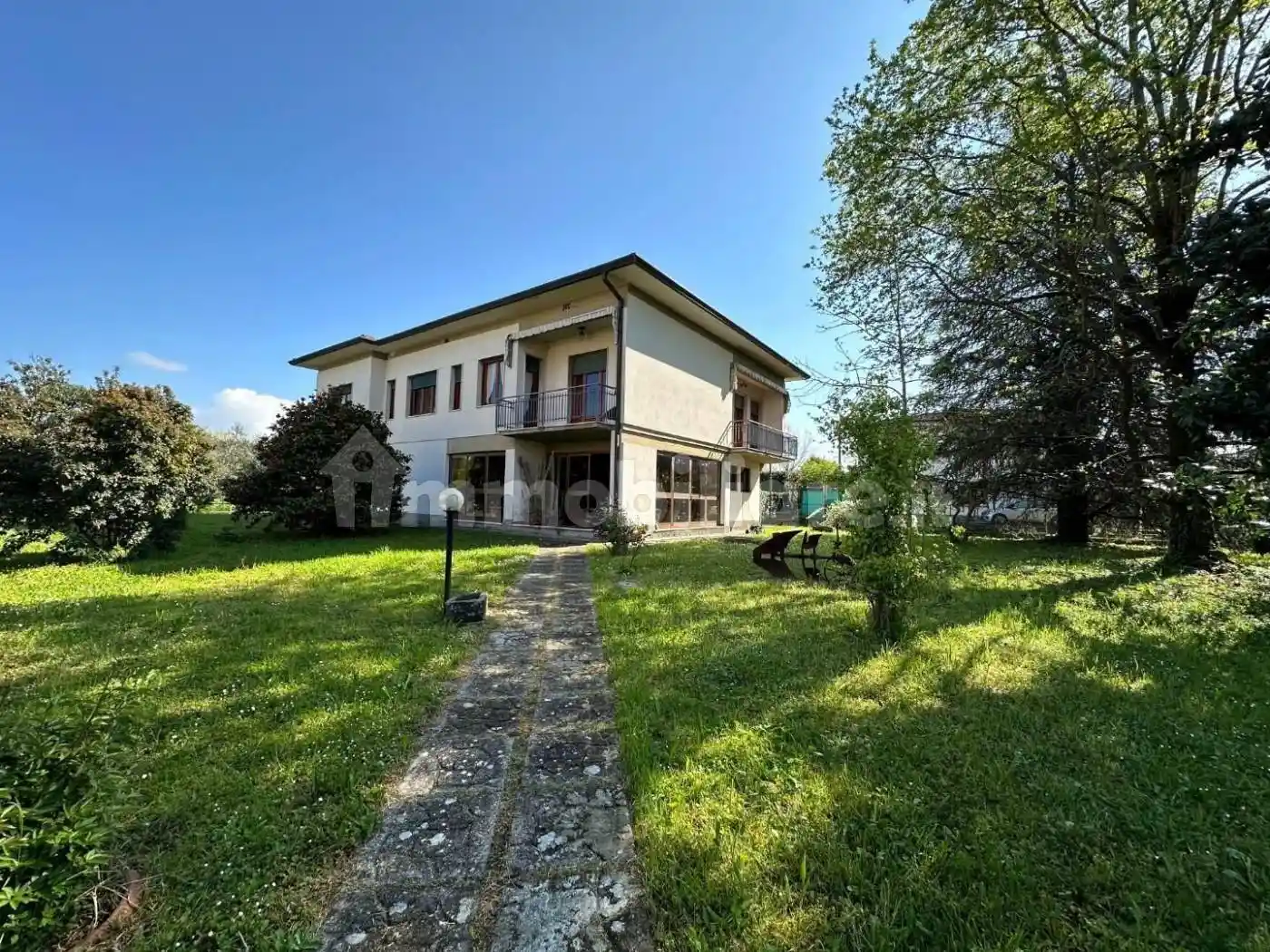 Villa in vendita a Lucca