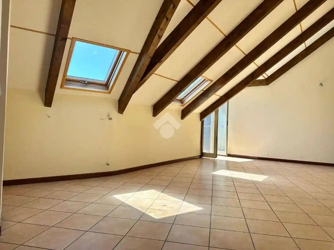 Attico - Mansarda - foto 2