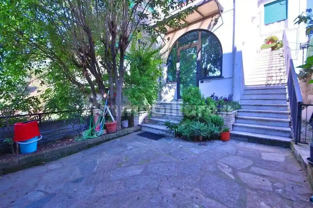 Appartamento in vendita a Cogoleto