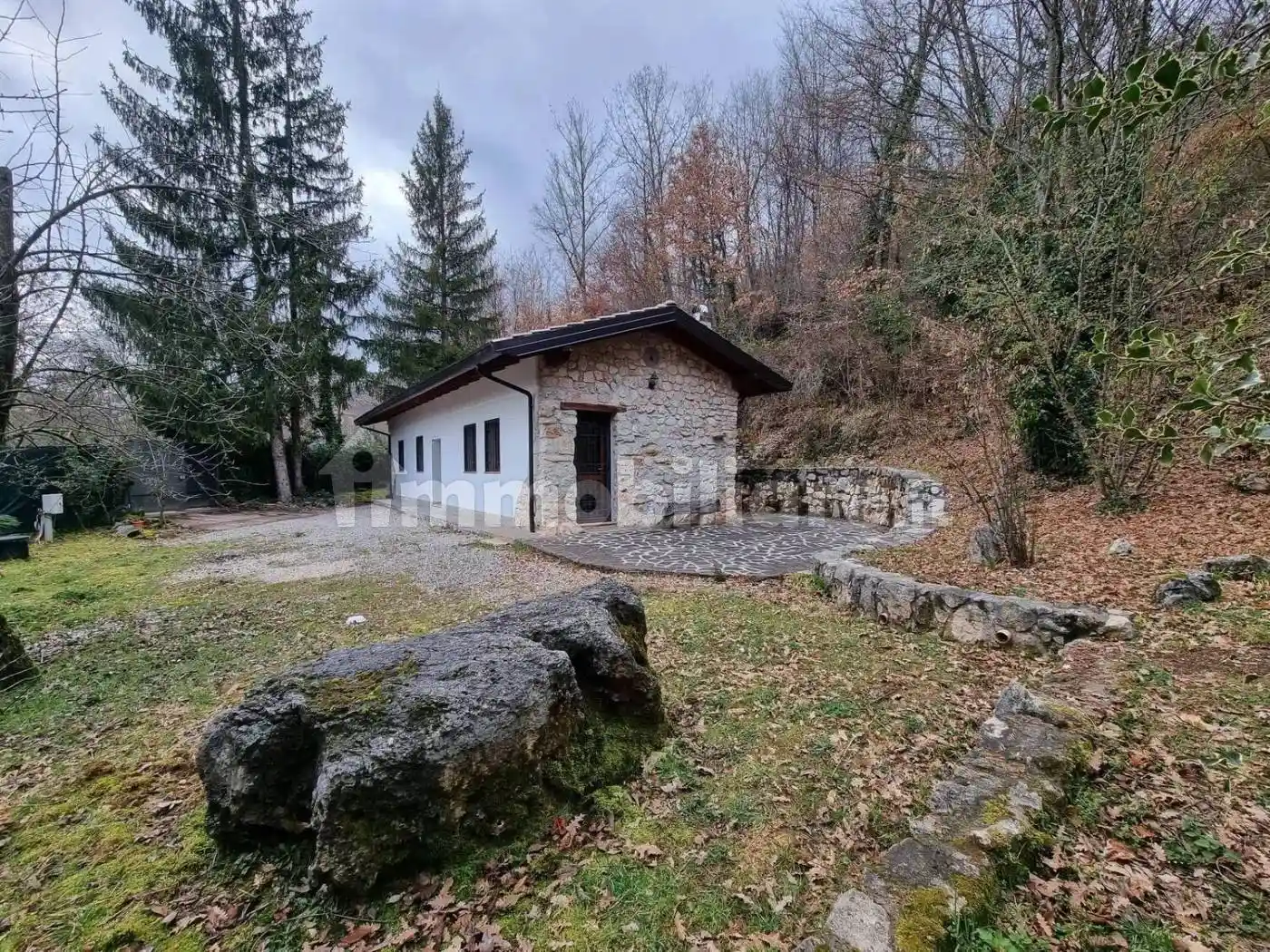 Villa in vendita a Trivigliano