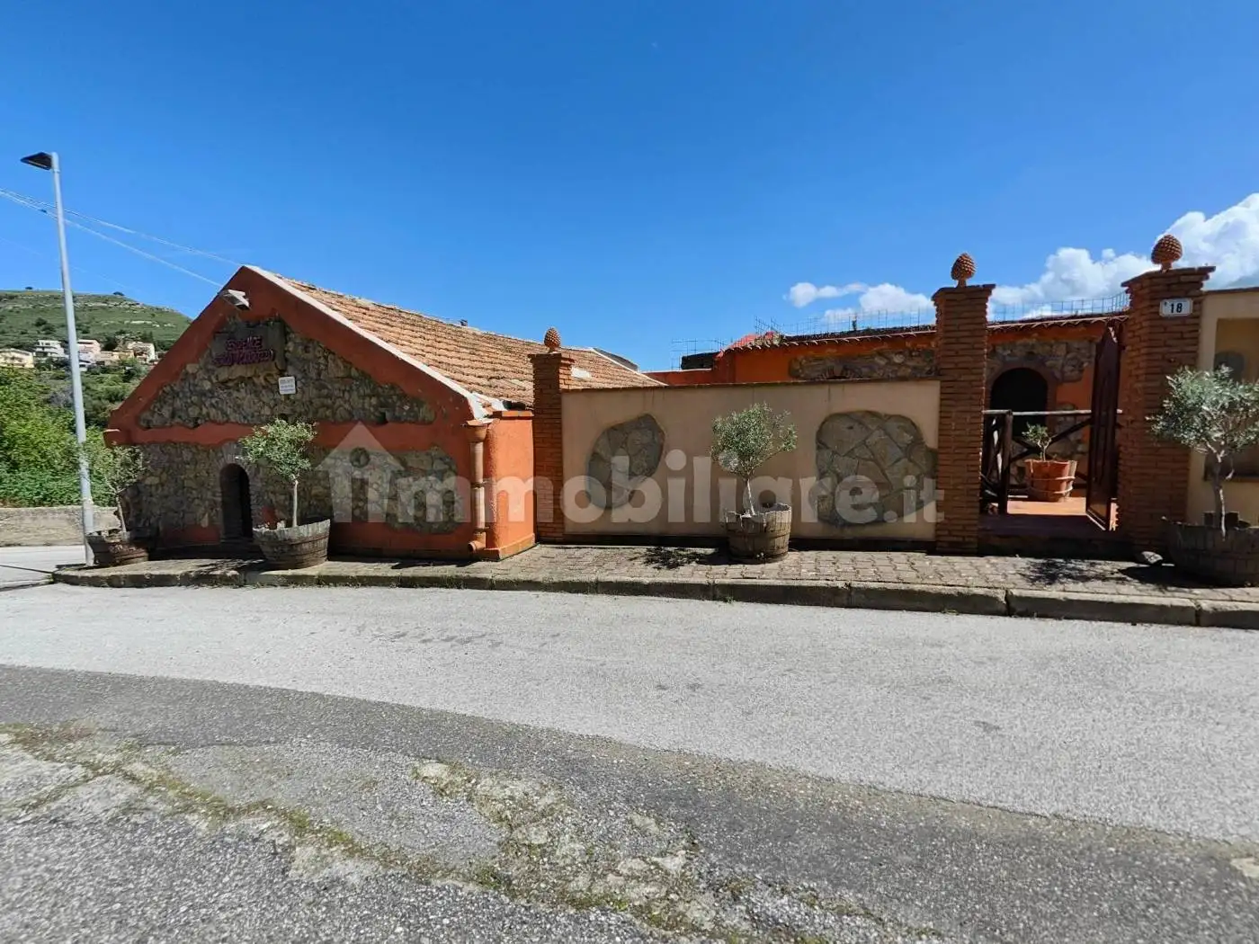 Casa indipendente in vendita a Rodì Milici