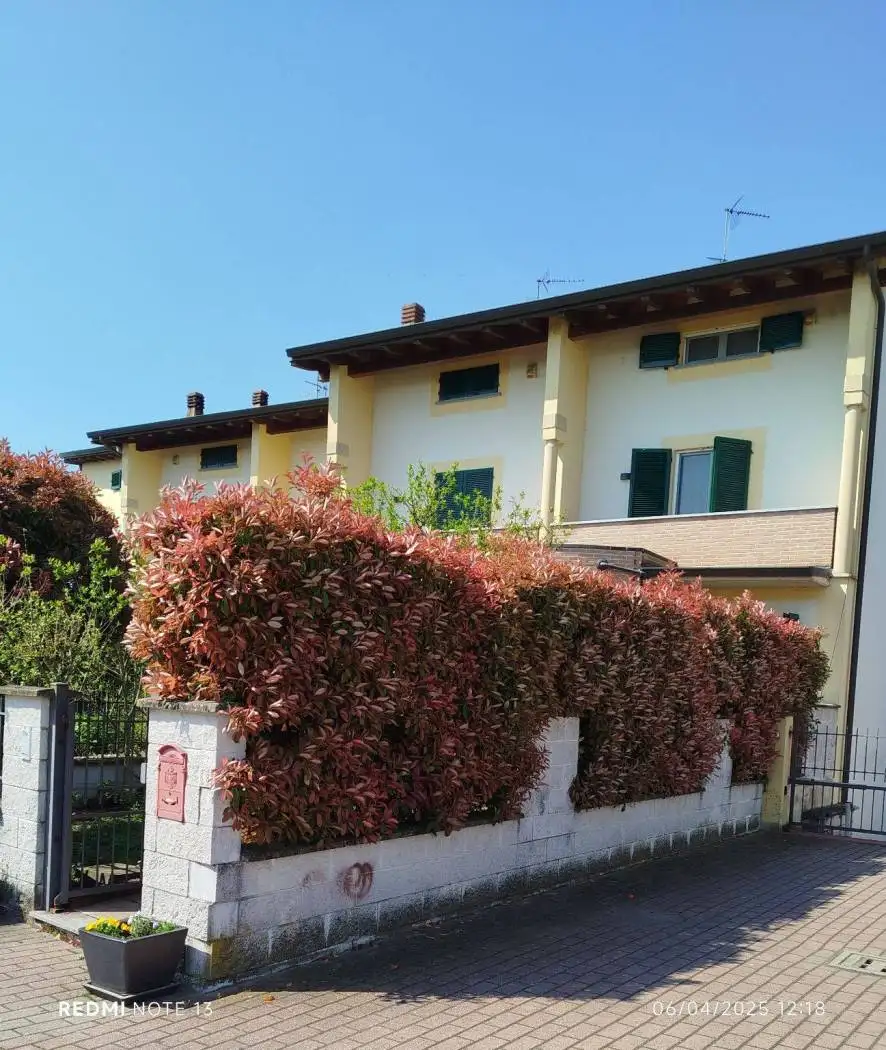 Villetta a schiera in vendita a Piacenza
