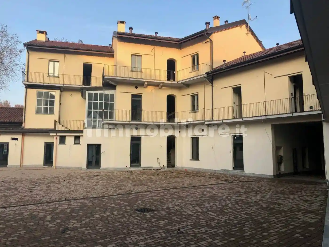 Palazzo - Edificio in Vendita - foto 5