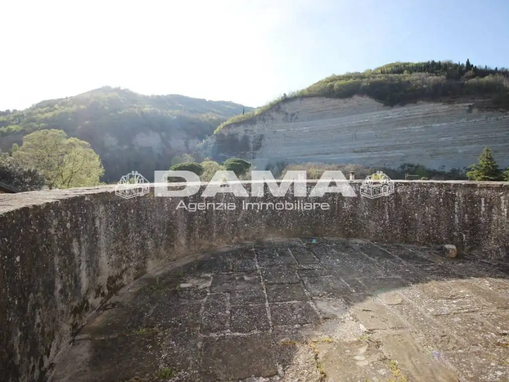 Appartamento in vendita a Dovadola