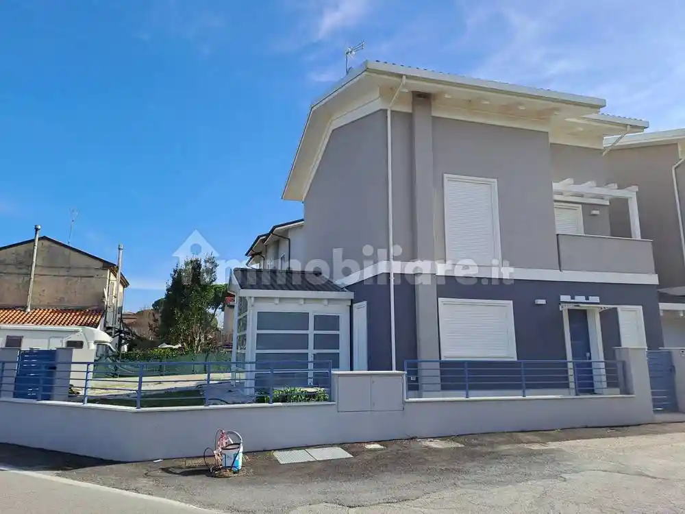 Villa unifamiliare via Montaletto 65, Madonnina, Cesenatico - foto 2