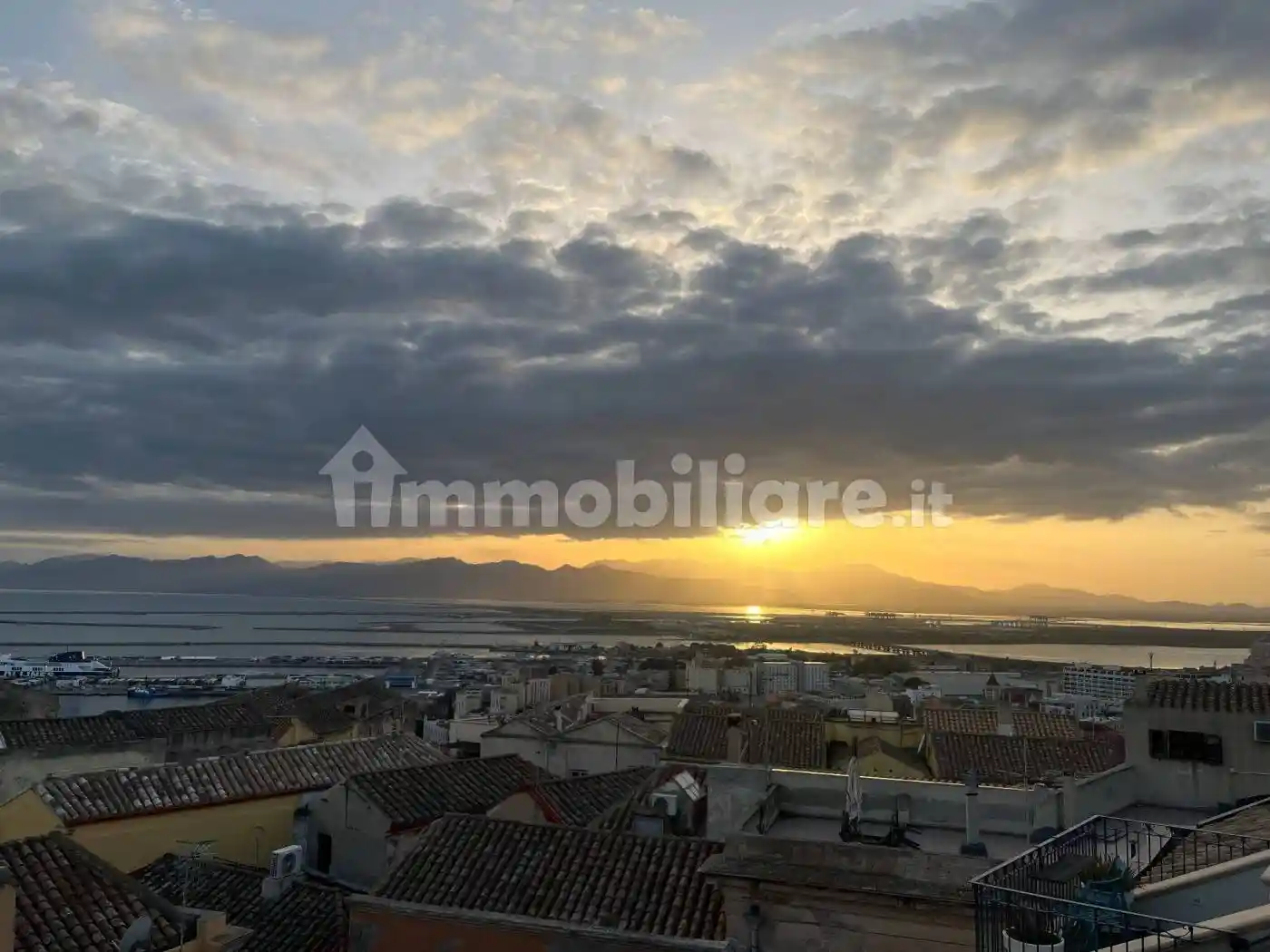 Appartamento in vendita a Cagliari