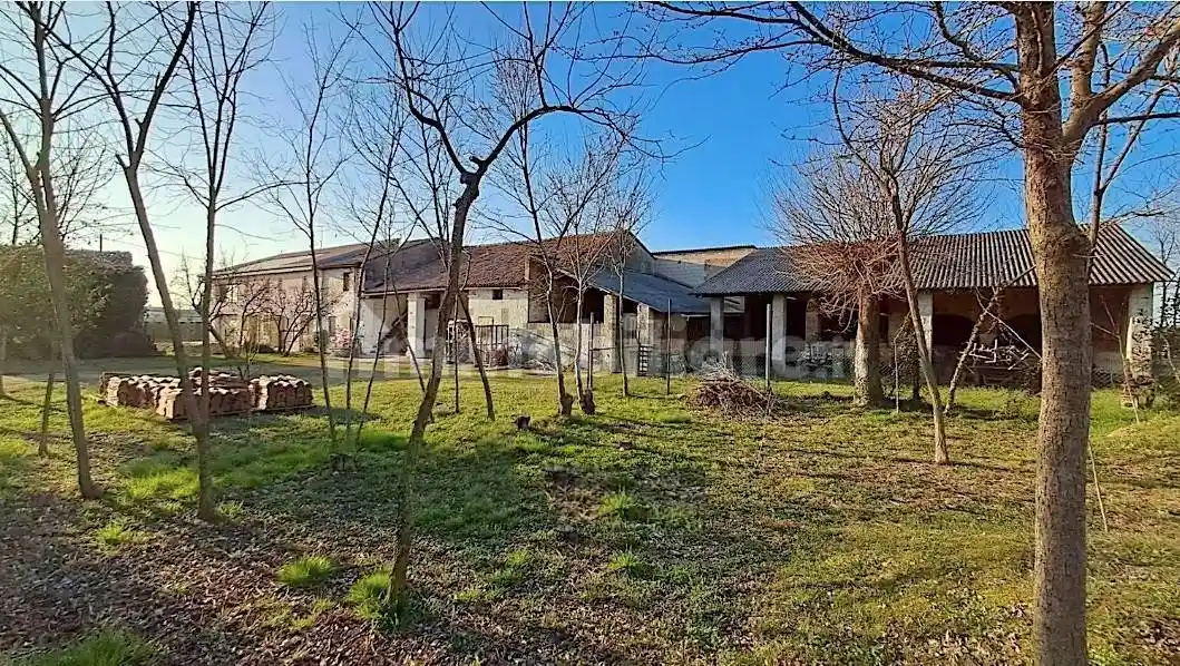 Rustico - Casale in vendita a Castelfranco Veneto