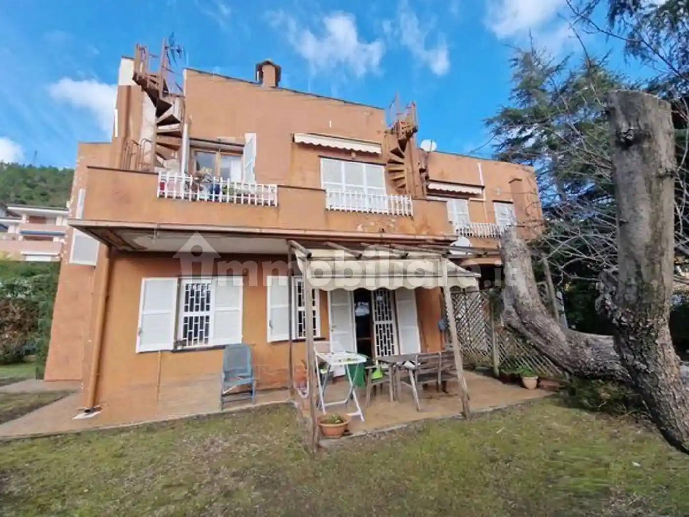 Appartamento in vendita a Varazze