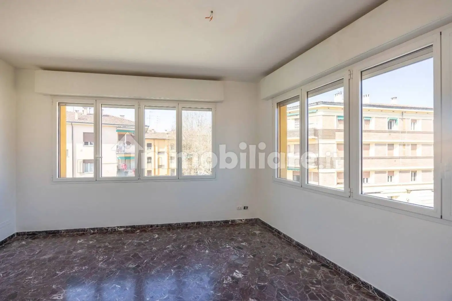 Appartamento in vendita a Casalecchio di Reno