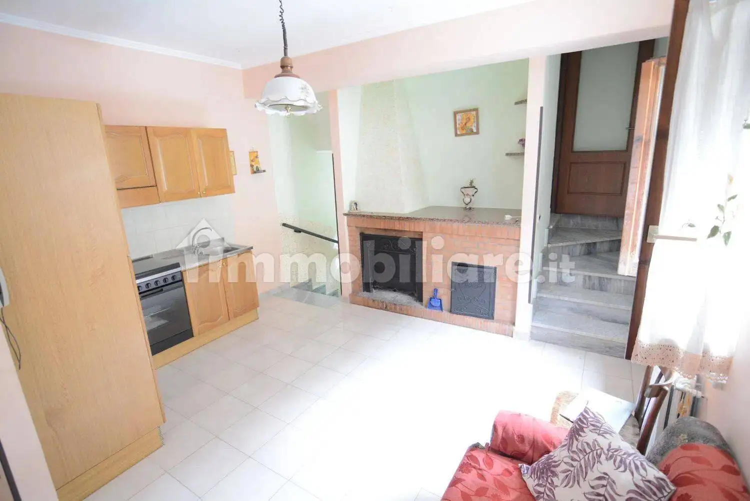 Terratetto unifamiliare 110 m², buono stato, Centro, Caposele - foto 4