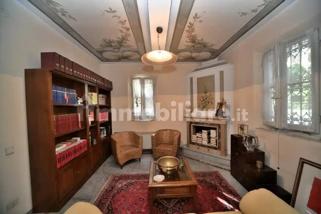 Villa in vendita a Correggio