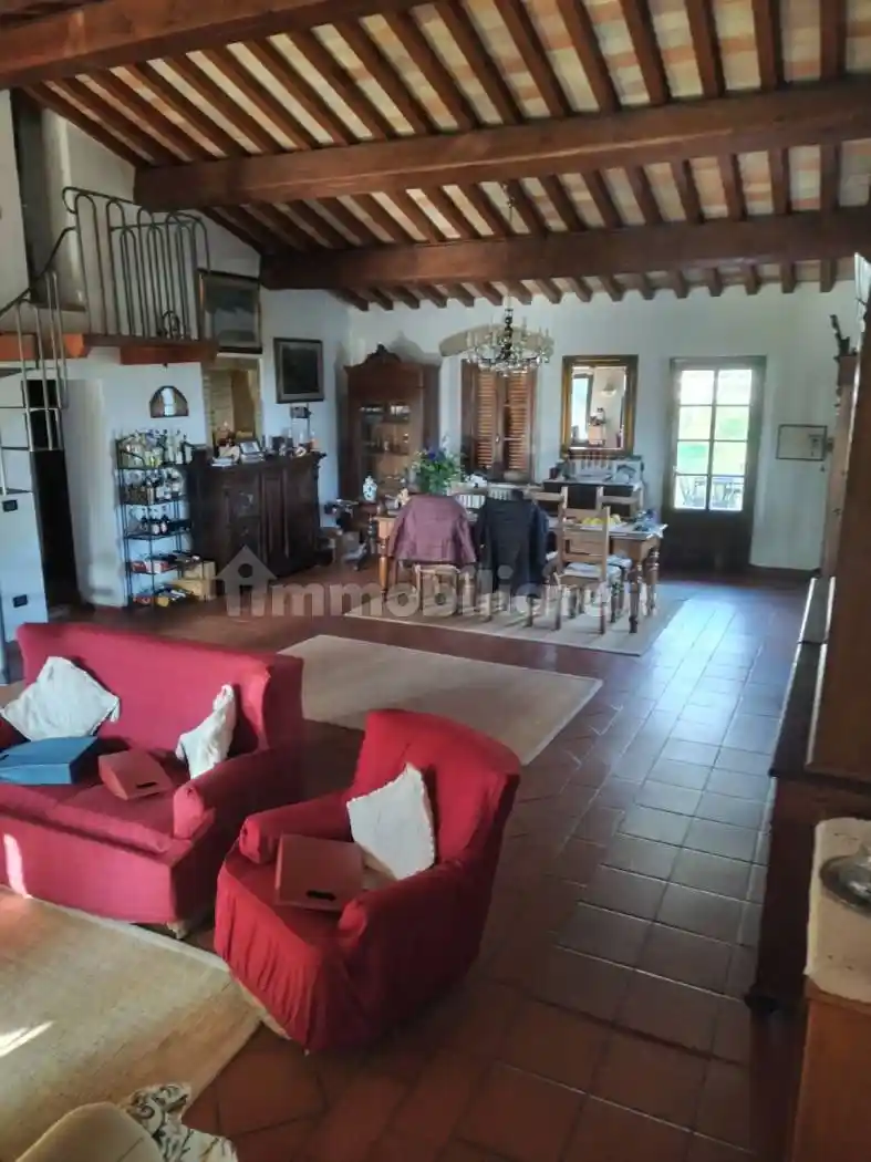Rustico - Casale in vendita a Collesalvetti