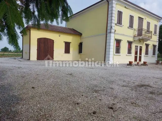 Villa in vendita a Ferrara