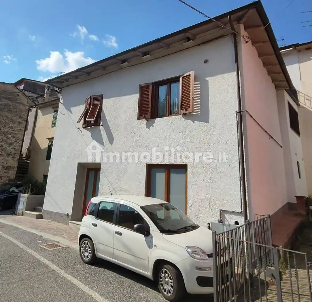 Terratetto unifamiliare 219 m², buono stato, Santomoro - Valdibure, Pistoia - foto 2