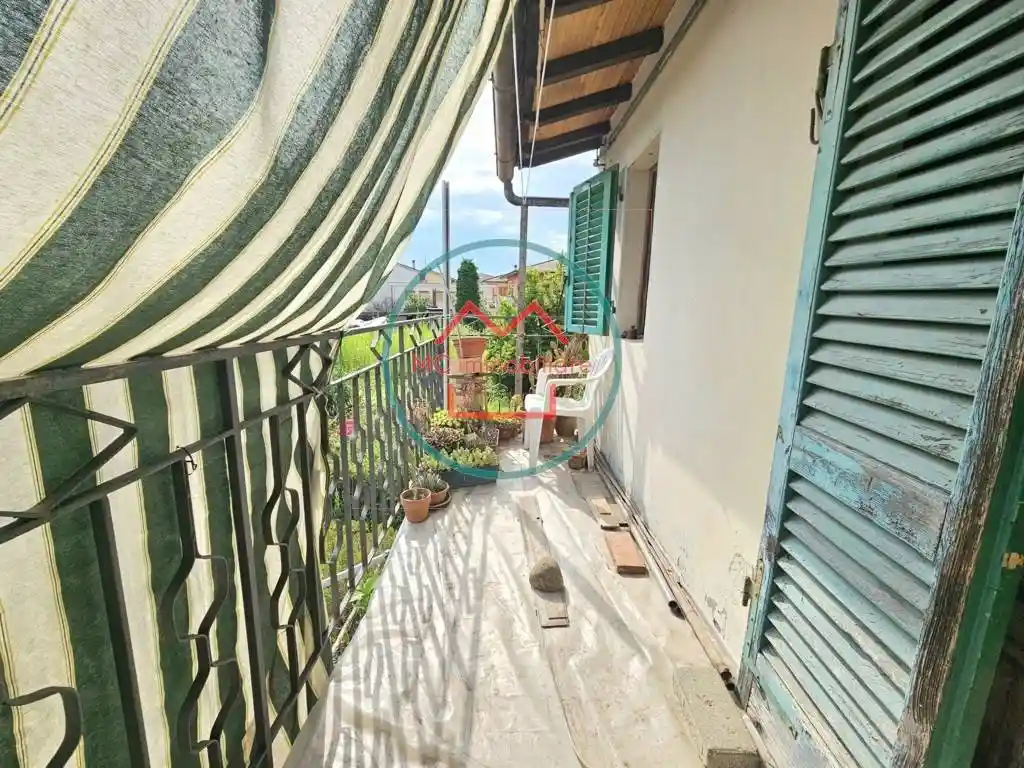 Casa indipendente in vendita a Montecatini-Terme