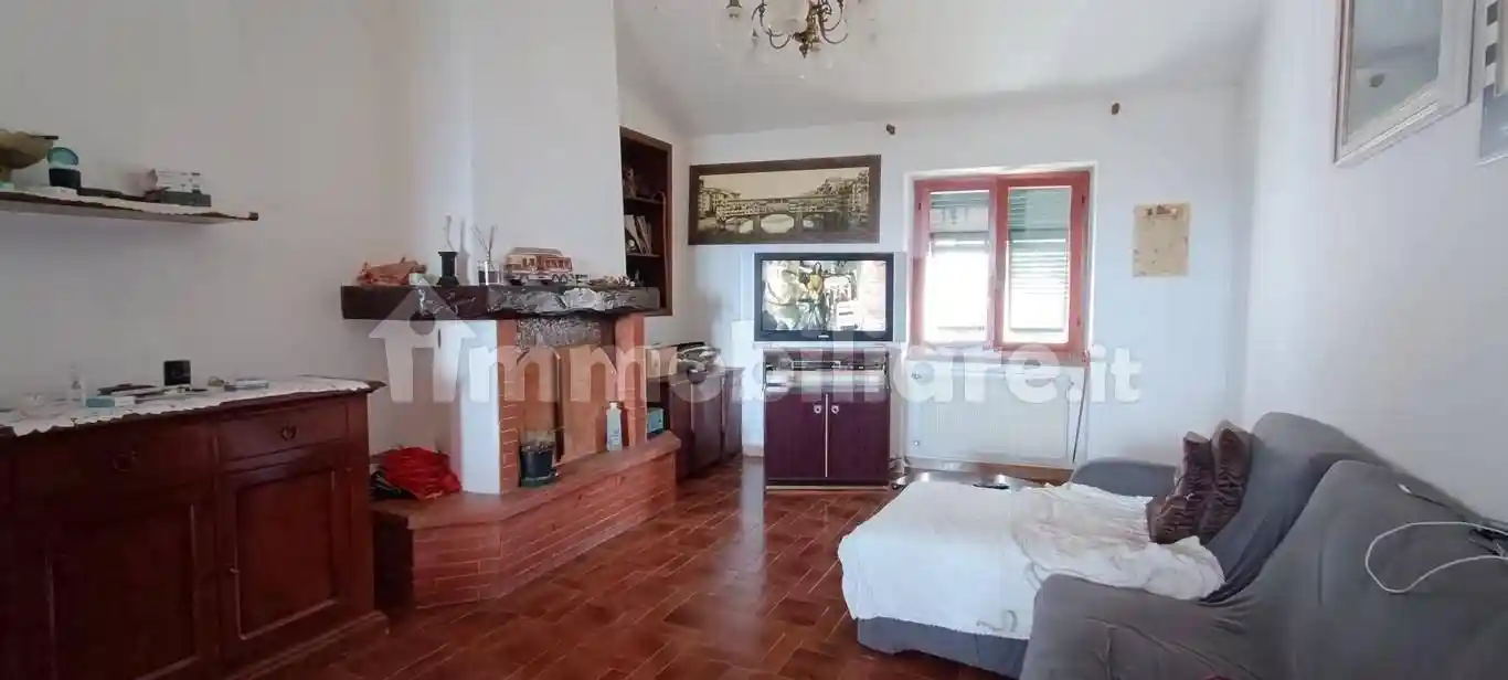 Appartamento in vendita a Luni