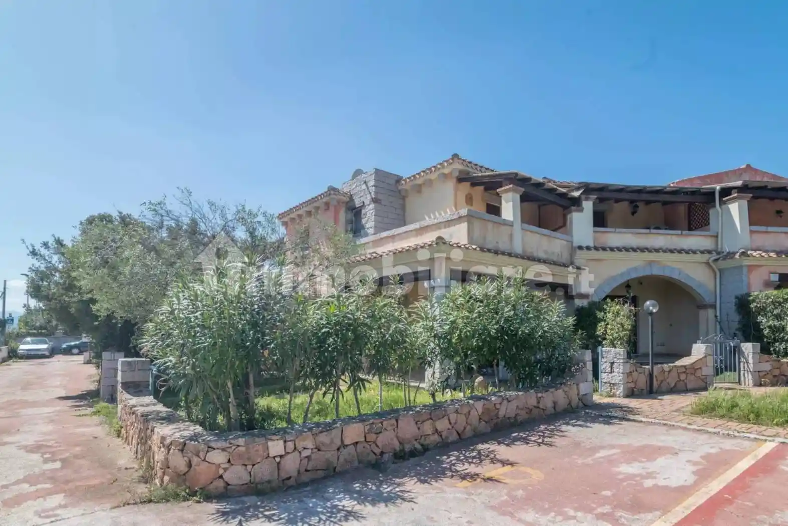 Casa indipendente in vendita a San Teodoro
