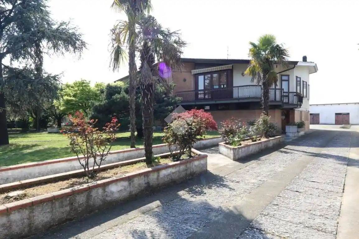 Villa in vendita a Marmirolo