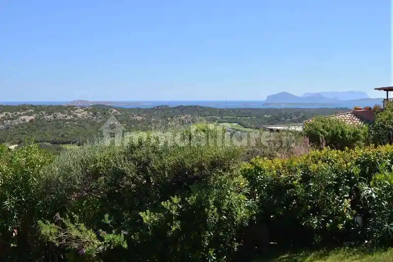 Appartamento in vendita a Arzachena