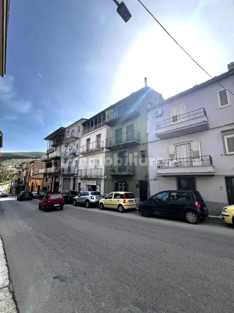 Casa indipendente in vendita a Marineo