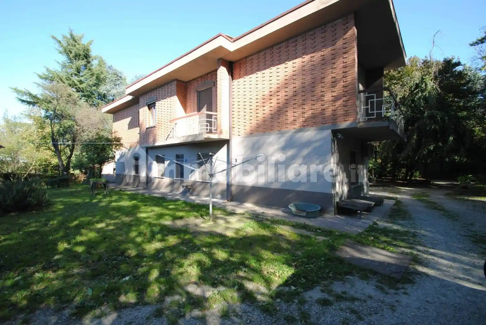 Villa in vendita a Stradella