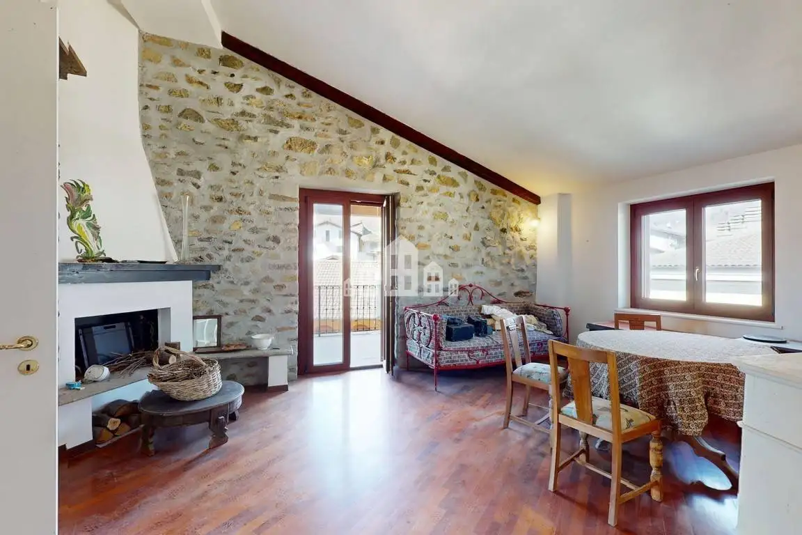 Villa in vendita a Brosso