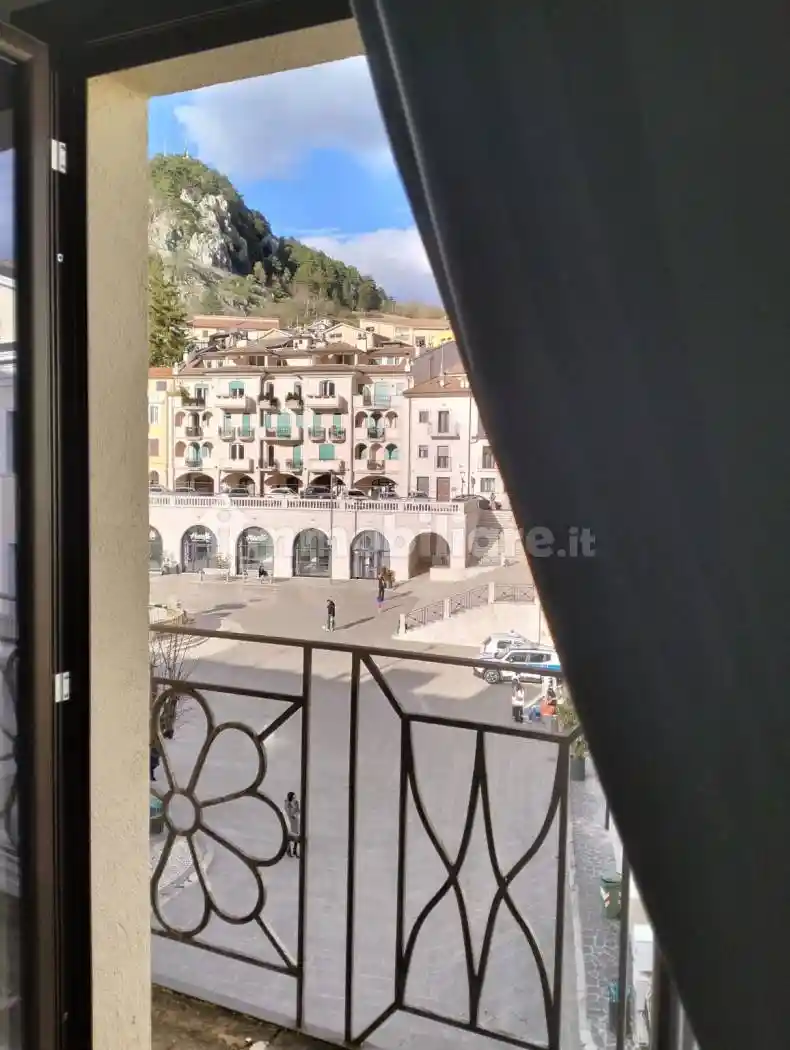 Quadrilocale piazza Plebiscito, Centro, Castel di Sangro - foto 3