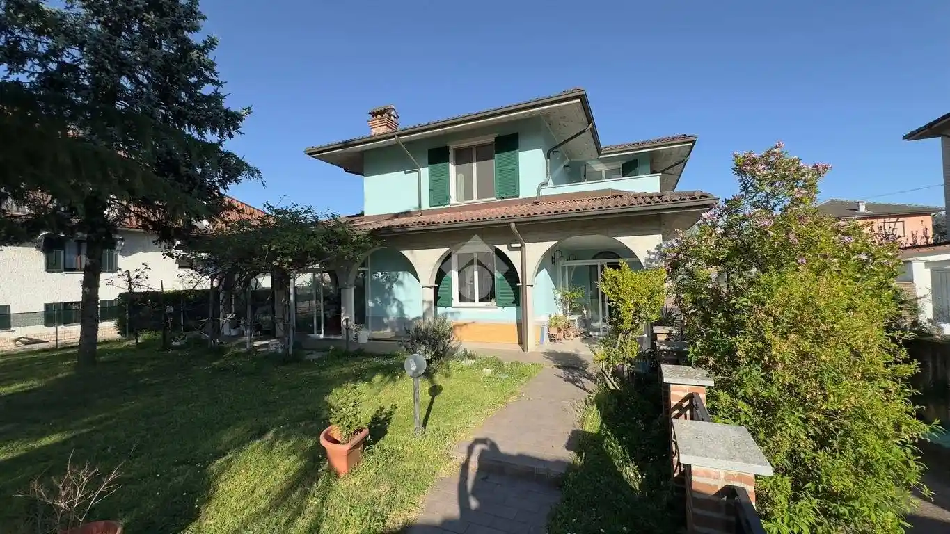 Villa in vendita a Pozzolo Formigaro