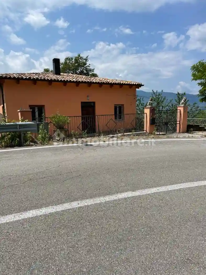 Villa unifamiliare Contrada Feudo da Sole 42, Basciano - foto 4