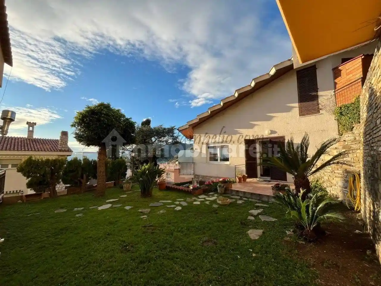 Villa in vendita a Vallecrosia