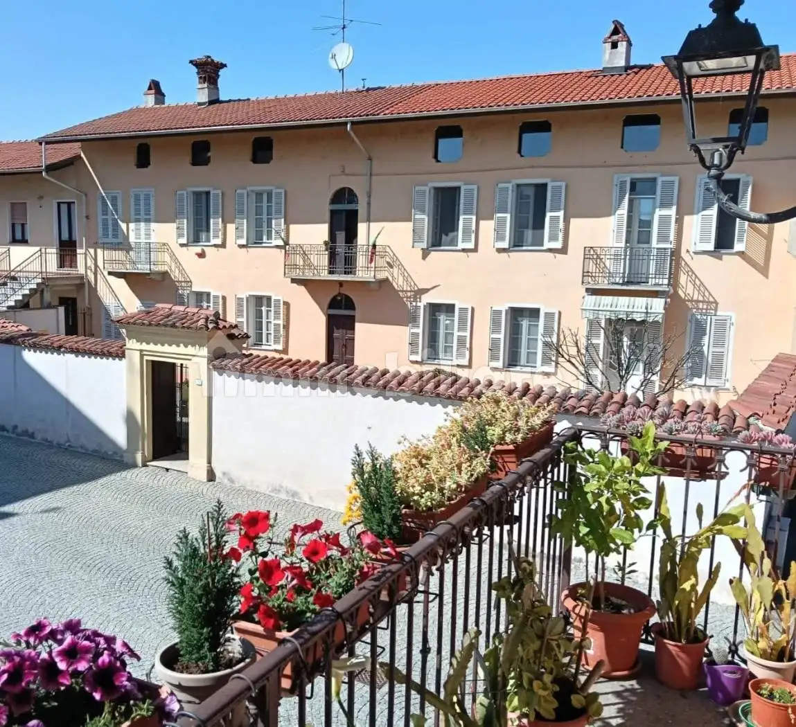 Quadrilocale ottimo stato, Benna - foto 2